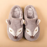 Bedårande tofflor gjorda av rävbomull