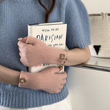 Enfärgade stickade ullhandskar med halvfinger i akryl