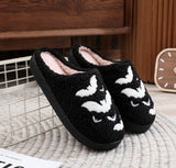 Chaussons amusants en peluche en forme de chauve-souris