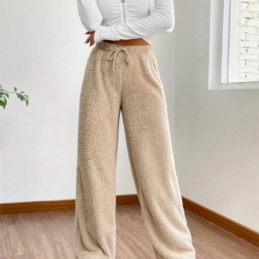 Home pants made of soft, plush wool