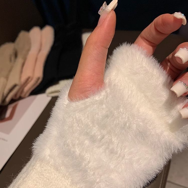 Plush Knitted Fingerless Gloves for Women