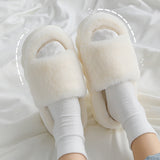 Lämpimästä puuvillasta valmistetut mukavat kotitossut