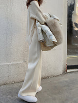 Wide-leg, high-waisted knit pants