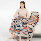 Bohemisk tofsfilt med soffa och tupplur