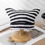 Söt randig stickad ullmössa med kattöron